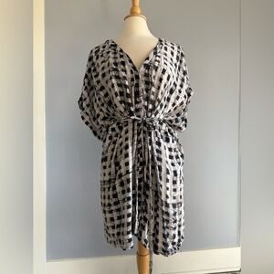 Osei-Duro Toss Kimono in Excel Dot Size Large